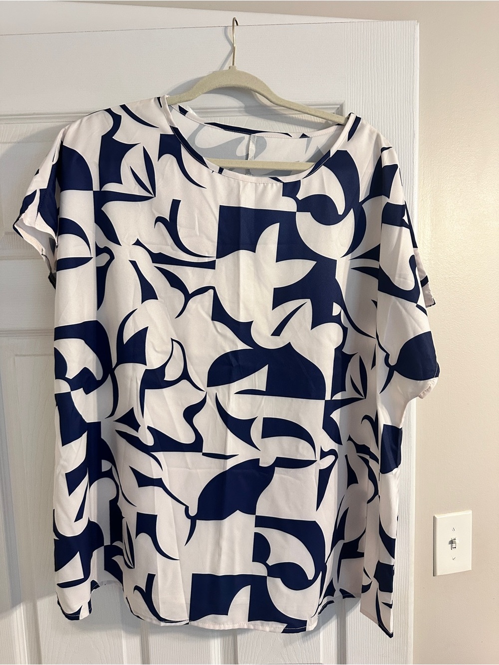 SHEIN Navy & White Abstract Short Sleeve Blouse